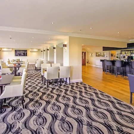 The Carlyon Bay And 4*