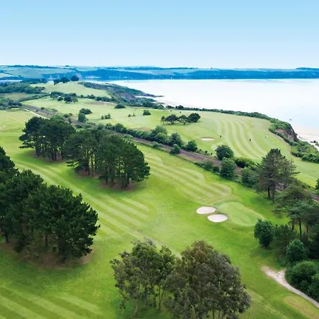The Carlyon Bay And Hotel 4*