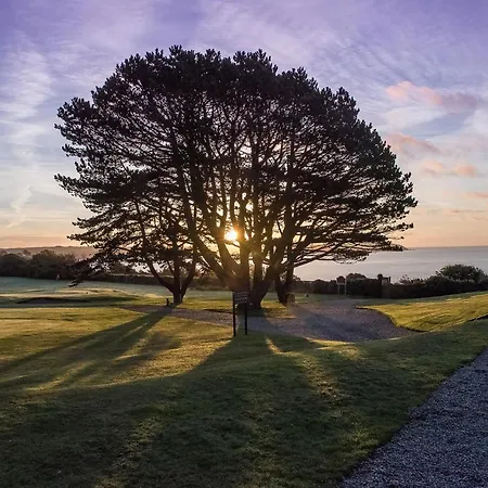 The Carlyon Bay And 4*