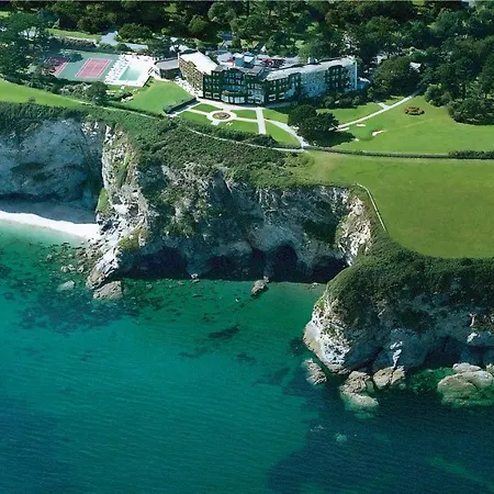 The Carlyon Bay And 4* St Austell